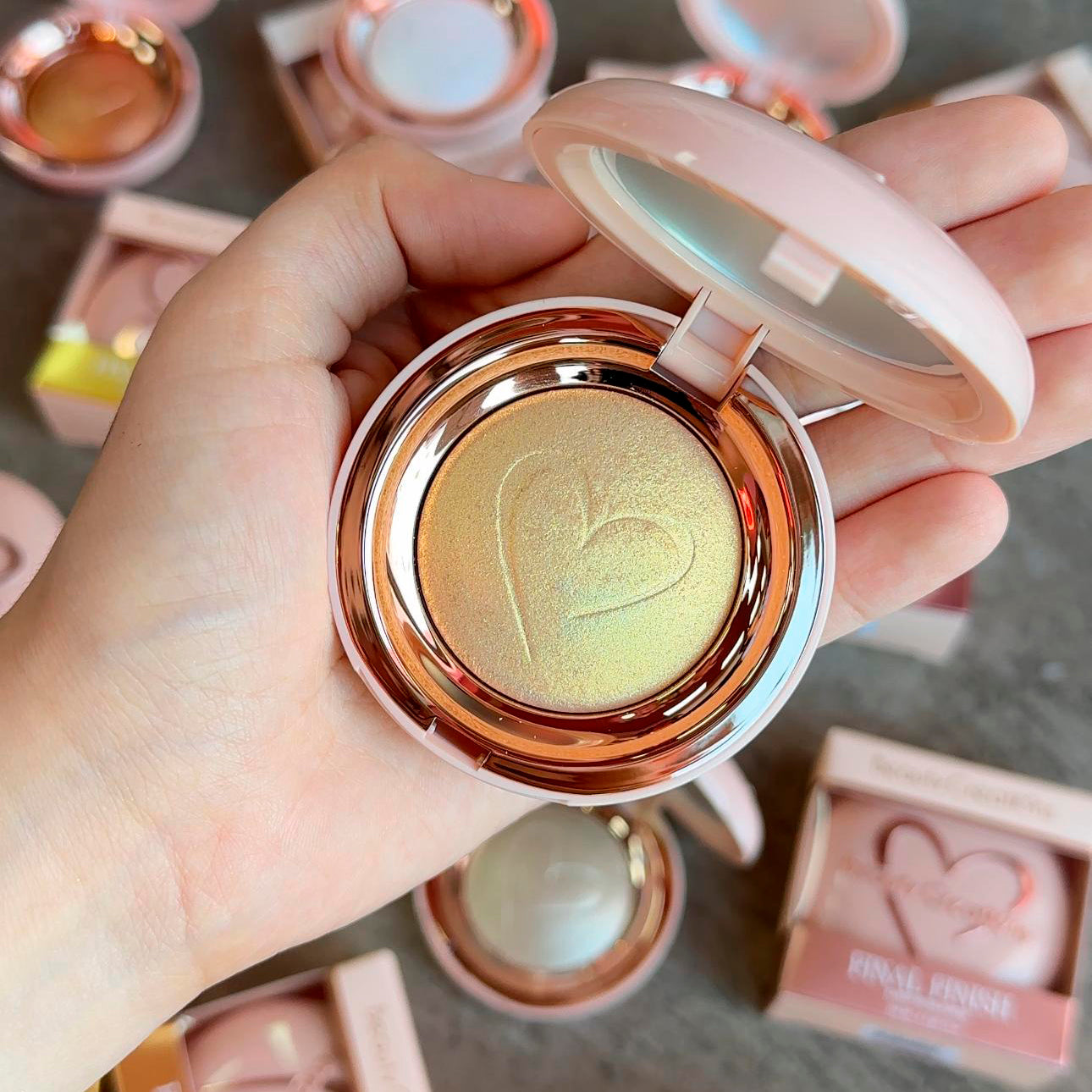 Final Finish Baked Iluminador - Beauty Creations