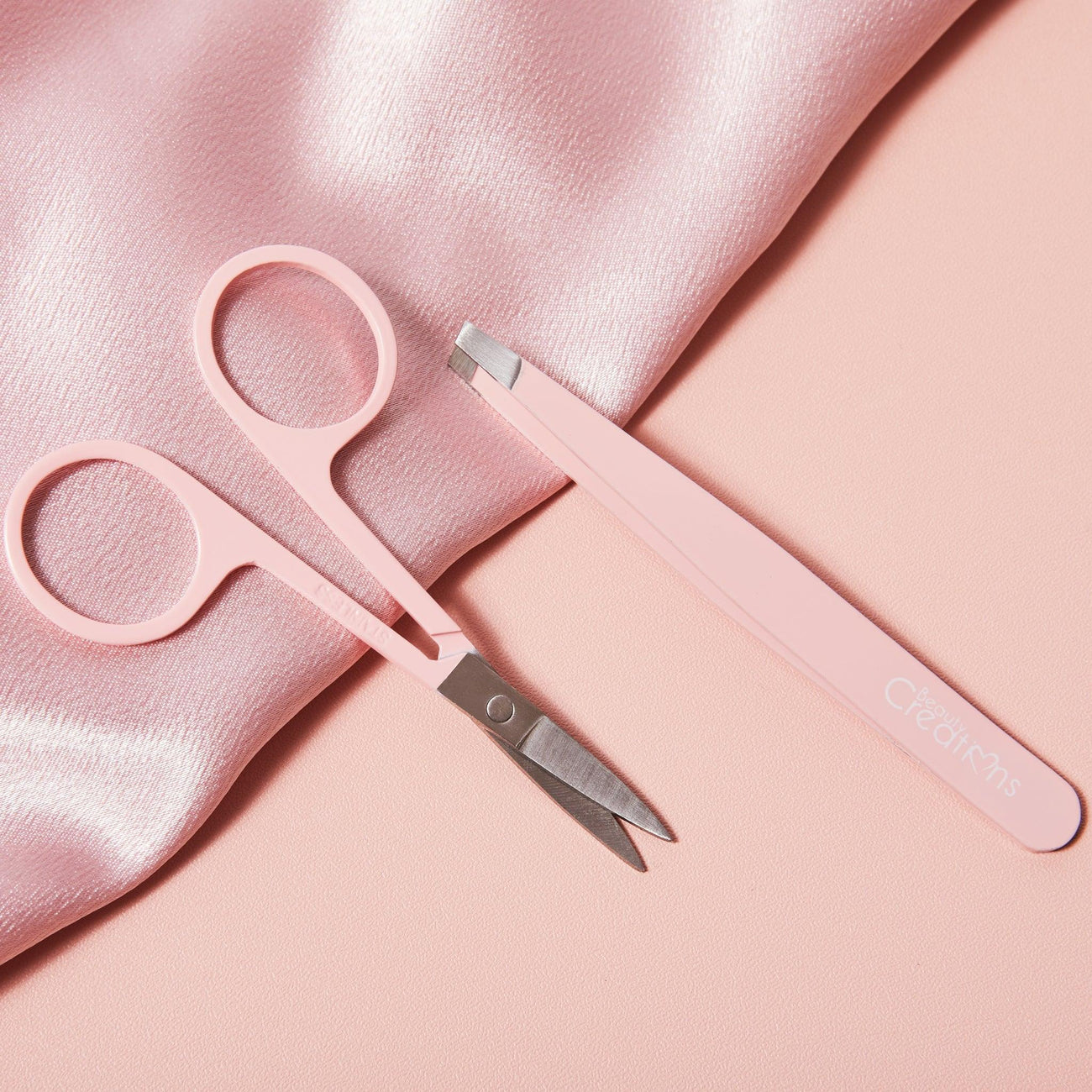 Set Pinza y Tijera para Cejas - Beauty Creations