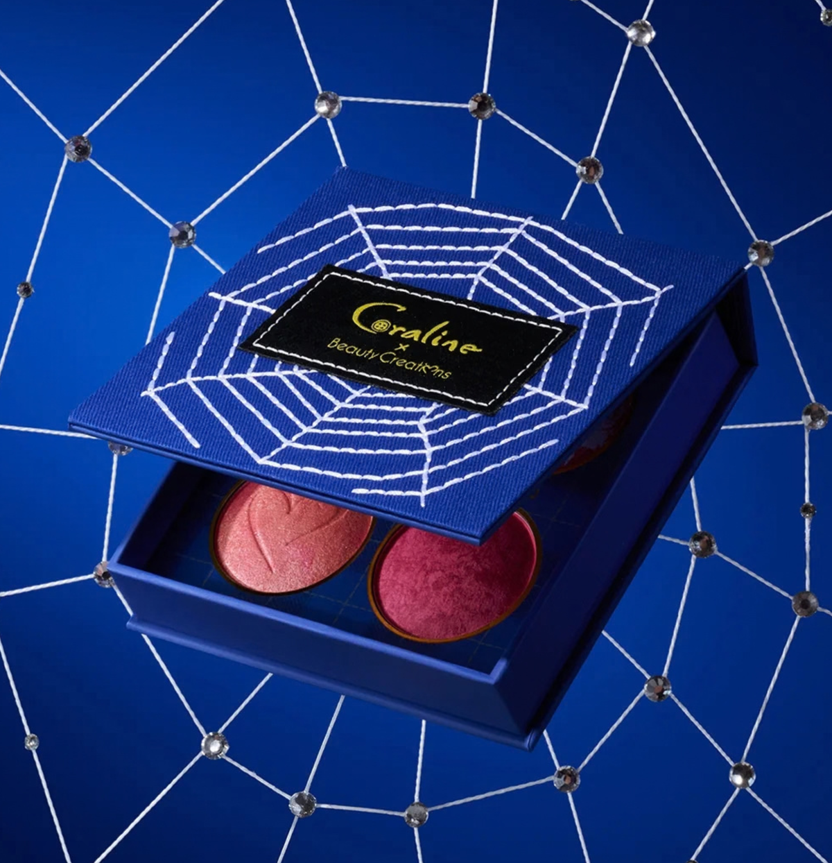 BEAUTY CREATIONS X CORALINE "MOTHER'S WEB" FACE PALETTE