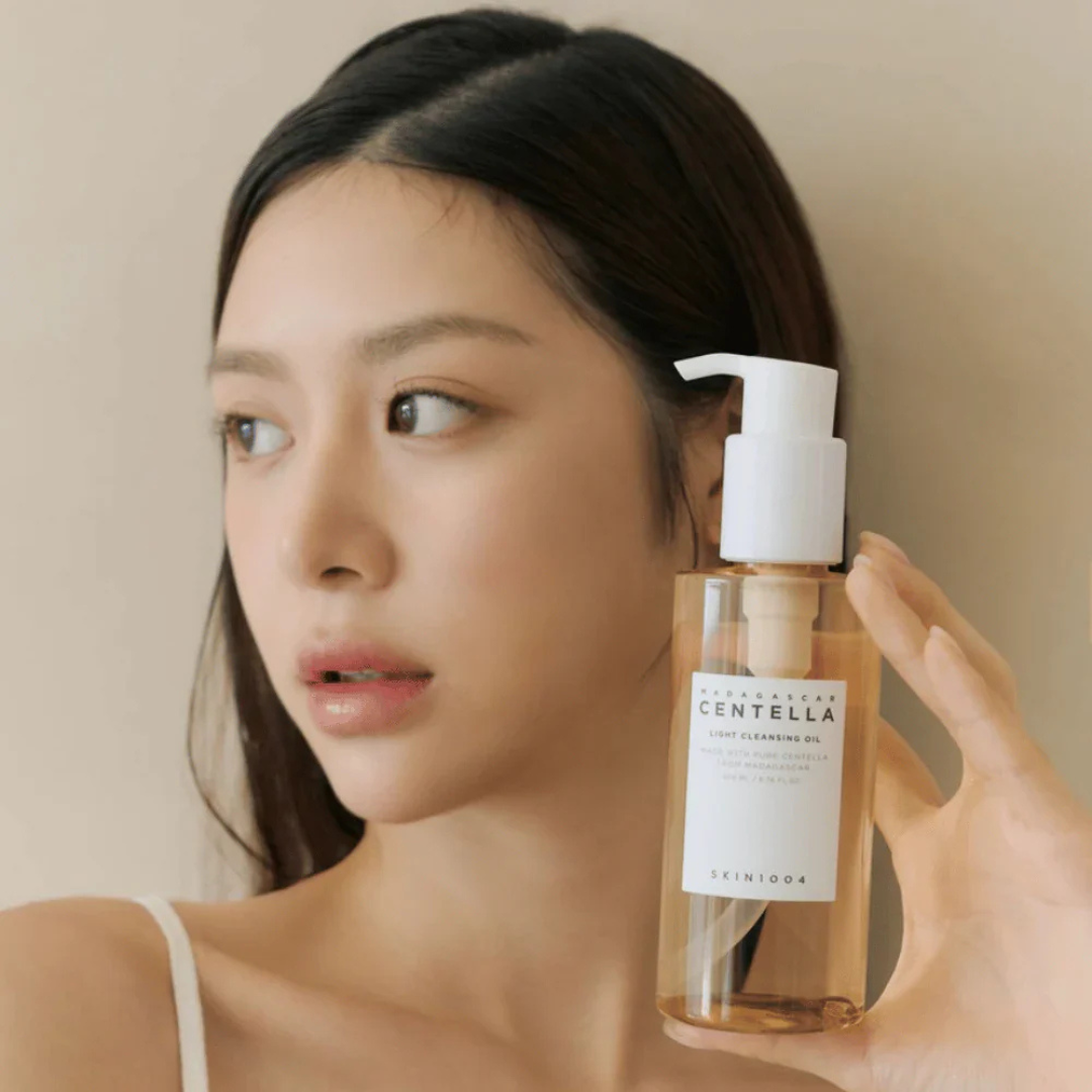 Madagascar Centella Light Cleansing Oil - SKIN1004
